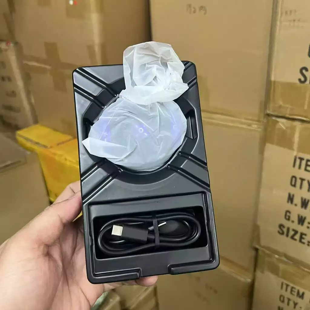 Quạt Tản Nhiệt Điện Thoại Kết Hợp Sạc Nhanh Không Dây 15w Lisen Leeson