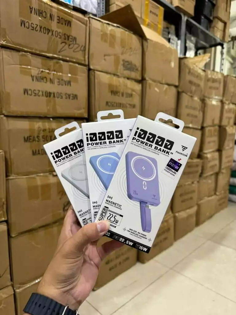 Pin Dự Phòng Magsafe Phantom P21W 10000mah Tích Hợp Cáp Sạc