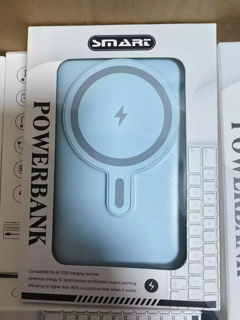 Sạc dự phòng Magsafe 10.000mAh YM852 (kèm 4 dây sạc)