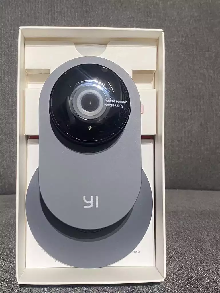 Camera Wifi Xiaomi Yi 720P Home Camera, Bản Quốc Tế - MÀU ĐEN