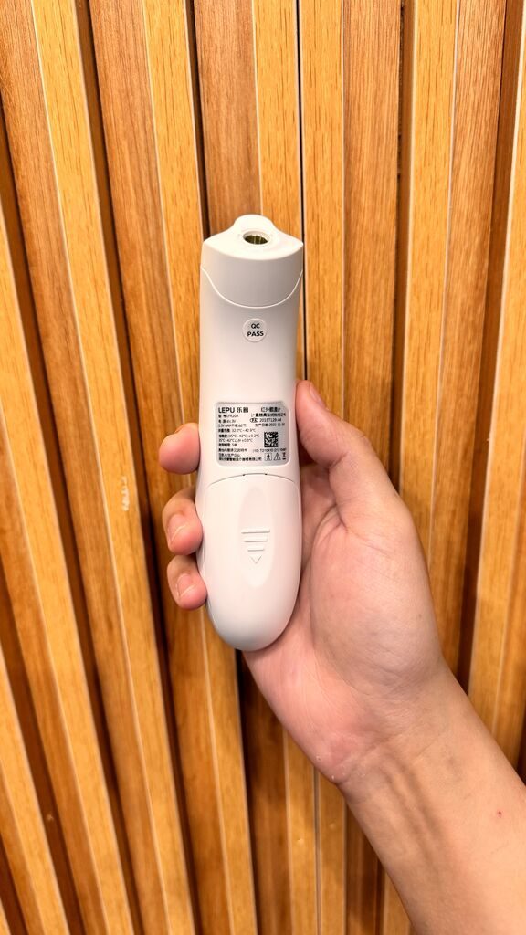 Nhiệt kế hồng ngoại Lepu LFR20A ( đo trán, đo tai, đo sữa cho bé )